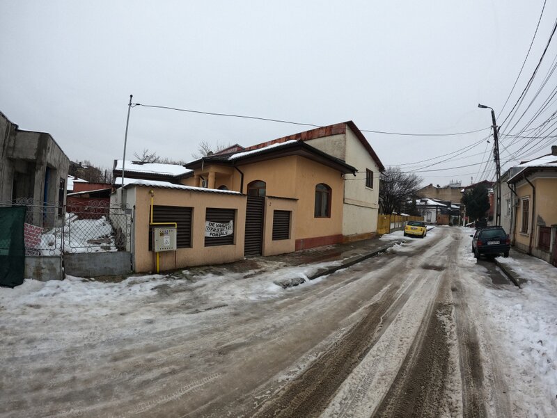 Casa de vis de vanzare – eleganta si confort zona centrala.